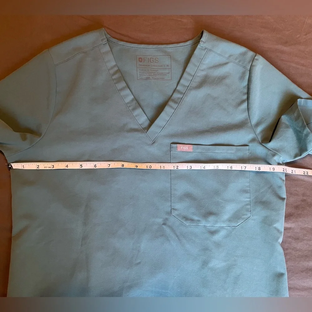 Figs Catarina One-Pocket Scrub Top Size Medium - Picture 3 of 9